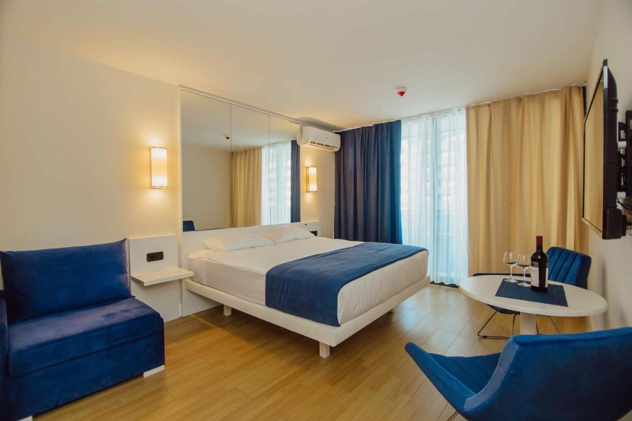 Nuage - 1St Line Sea View Apartments บาทูมิ ภายนอก รูปภาพ